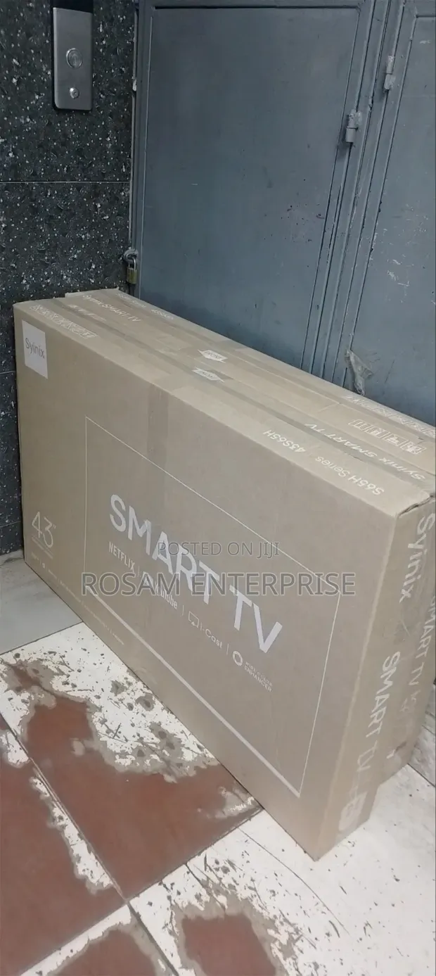 Syinix 43" Smart TV - 1