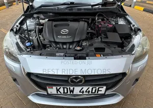 Mazda Demio 2018 Silver
