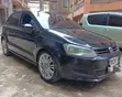 Volkswagen Polo 2012 Nyeusi - 2
