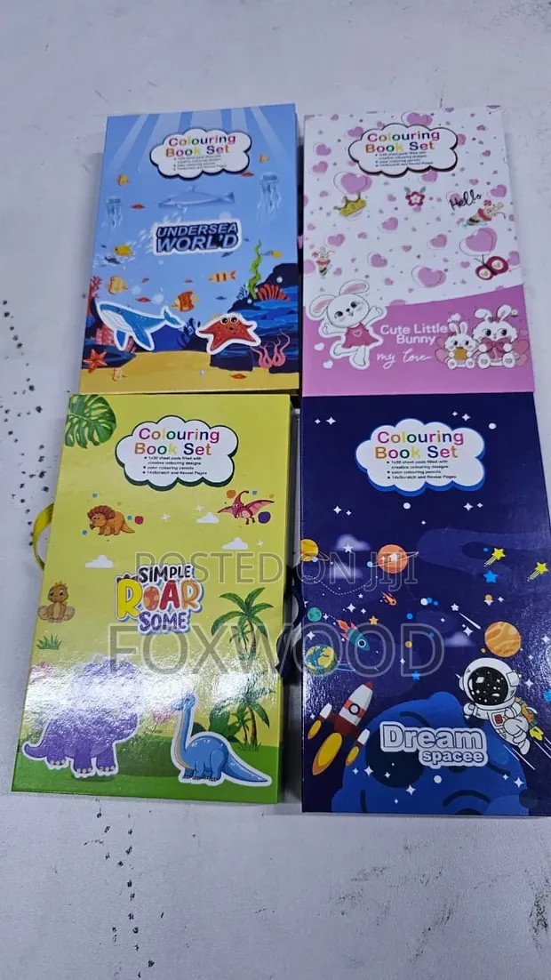 60-Page Colour Book with 8 Coloring Pencils - 1