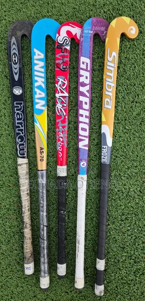 Hockey Sticks za Awali