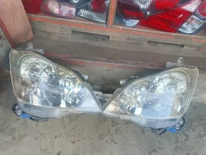 Toyota Crown Headlight Complete with Computer and Bulb