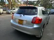 Toyota Auris 2009 Silver - 4