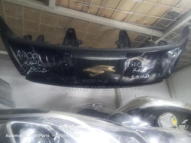 Grille ya Toyota Harrier 2018 - Kutoka Japan - 1