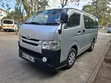 Toyota HiAce 2015 Nyeupe - 1