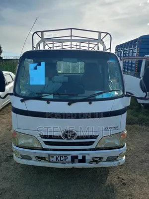 Toyota Dyna 3000cc Dizeli Lori