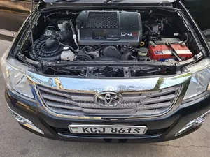 Toyota Hilux 2010 Double Cabin
