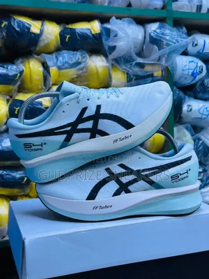 Viatu vya Michezo vya Asics - Vipya Kabisa