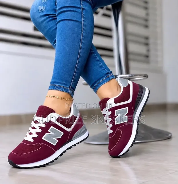 New Balance 576 Women's Sneakers - 1