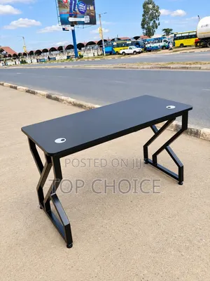 Modern Metallic Stand Office Desk