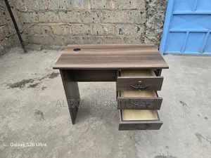 Boss Office Products Modern Executive Desk