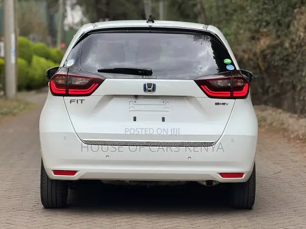 Honda Fit HEV Hybrid 2021 - 1