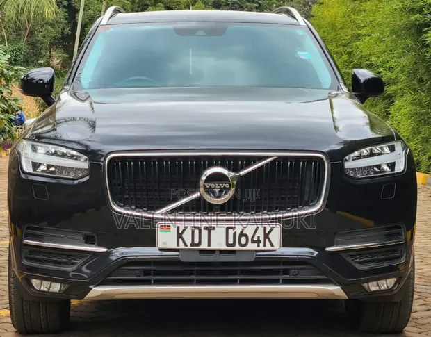 Volvo XC90 2018 Nyeusi - 1