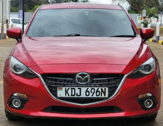 Mazda Axela 2015 Nyekundu - 1