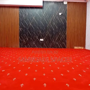Mkeka wa VIP Executive Wenye Doti Nyekundu