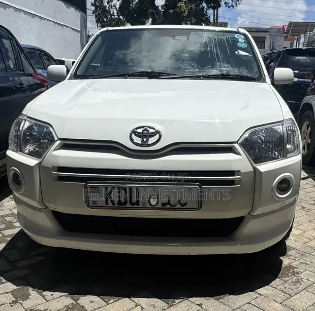 Toyota Succeed 2018 Nyeupe - 1