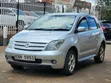 Toyota IST 2004 Nyeupe - 2
