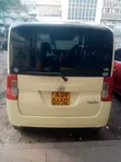 Daihatsu Xenia 2019 Njano - 4
