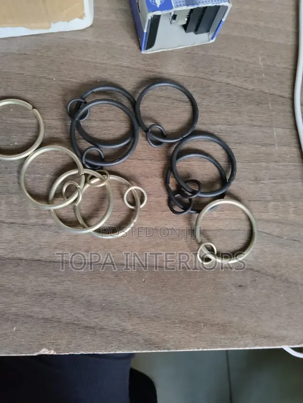 Metal Curtain Rings (Set of 12) - 1
