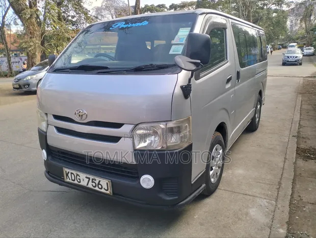 Toyota HiAce 2014 Silver - 1