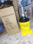 K-Max Italy 20L Lubricator ya Grease ya Hewa ya Shinikizo la Juu - 2