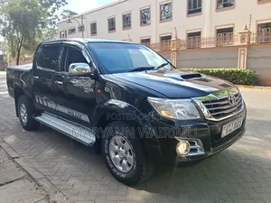 Toyota Hilux 2.5 D-4D 4x4 SRX 2010
