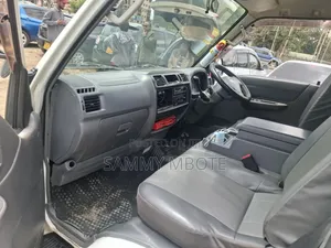 Mazda Bongo Van 2017 Nyeupe