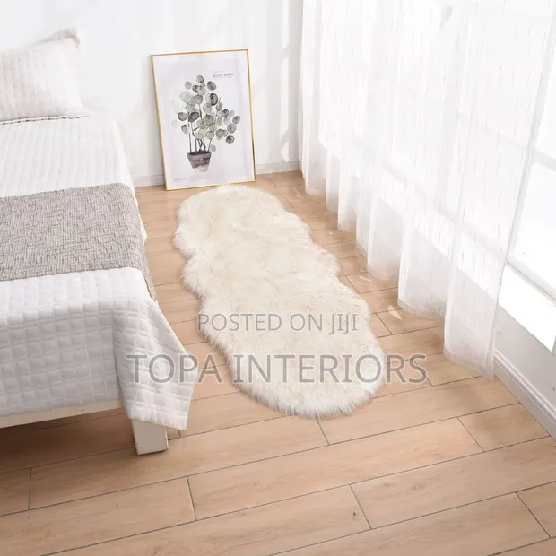 Premium Faux Fur Fluffy Bedside Mats - 1