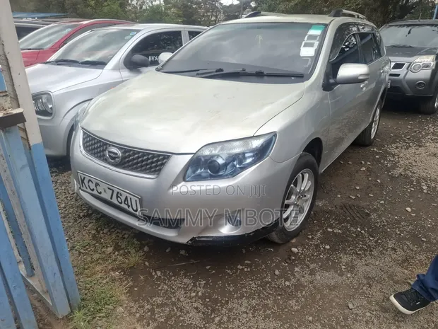 Toyota Corolla Fielder 1.8 Petrol FWD 2008 Silver - 1