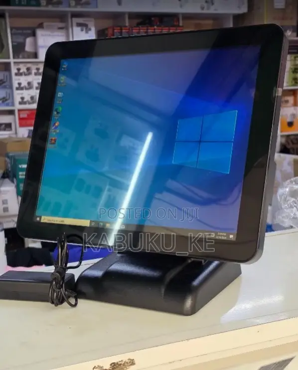 17-Inch POS All-in-One PC - Core i5, 8GB RAM, 256GB SSD - 1