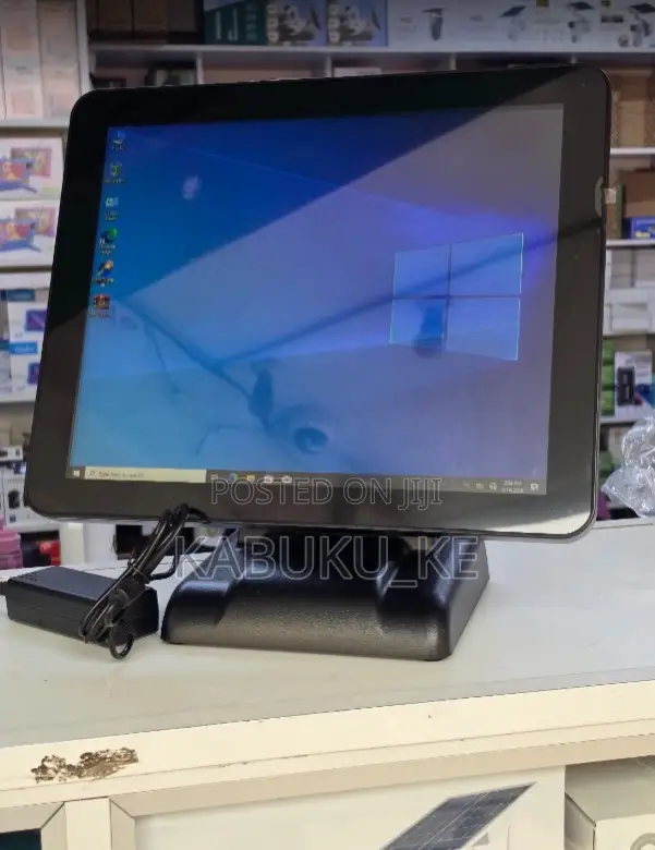 17-Inch Core i5 All-in-One POS Terminal | 8GB RAM | 256GB SSD - 1