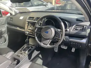 Subaru Outback 2.5i Premium AWD 2018 Nyeusi