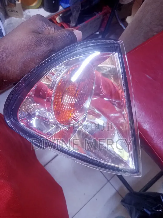 Toyota Caldina, Samosa, Avensis Corner Lamp - Brand New - 1
