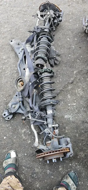 Honda Fit Suspension ya Mbele (Iliyotumika)