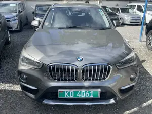 BMW X1 xDrive28i AWD 2018 SUV
