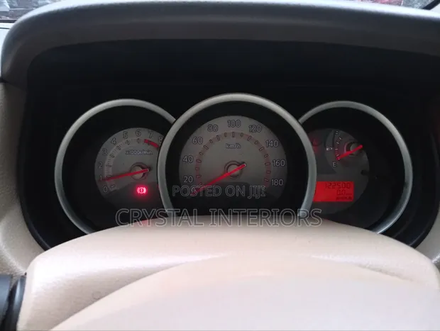 Nissan Tiida 1.5L 16V 2012 - 1