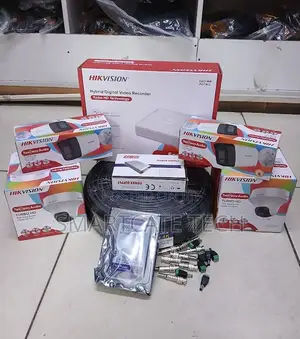 Mfumo wa CCTV wa Hikvision Wenye Chanel 4 na Mwonekano wa Usiku wa Rangi