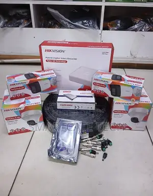 Hikvision 4 Channel CCTV Kit na Color Night Vision & Audio