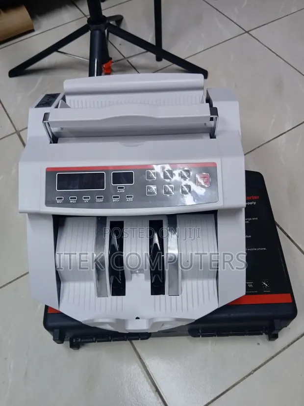 Premier Money Counter na Utambuzi wa Billi za UV/MG - 1