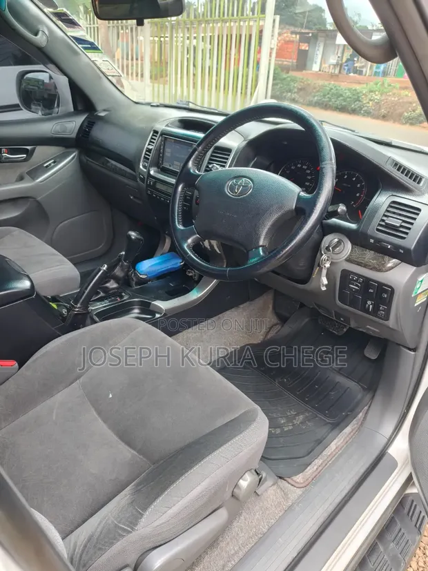Toyota Land Cruiser Prado 2008 White - 1