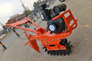 Mini Trekta ya Chain Power Tiller na Jembe