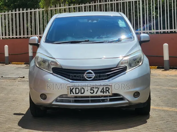 Nissan Note 2014 Silver - 1
