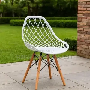 Breathable Plastic Garden Chair