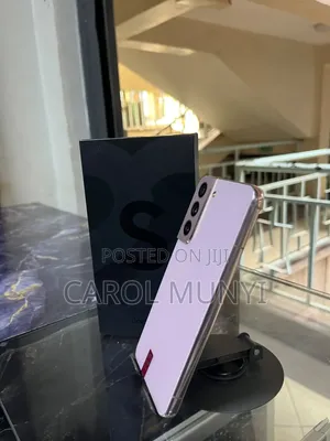 New Samsung Galaxy S22 5G 128GB Pink