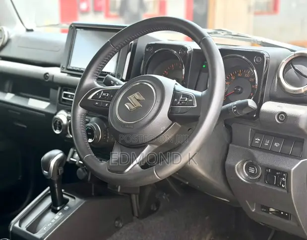 Suzuki Jimny 2019 Nyeusi - 1