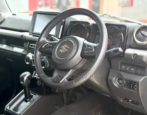 Suzuki Jimny 2019 Nyeusi