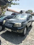 Nissan X-Trail 2005 Nyeusi - 2
