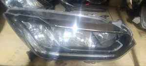 Honda Vezel 2020 Headlights Zisizo Xenon (Ex-Japan)