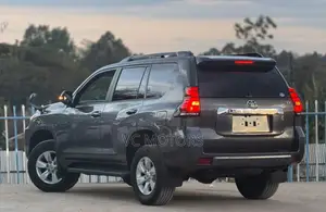 Toyota Land Cruiser Prado 2.7 TX-L 2019 Gray