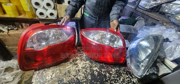 Toyota Auris 2010 Tail Light - 1